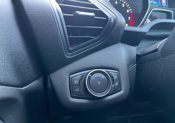 Ford Escape cena 59800 przebieg: 73000, rok produkcji 2018 z Tomaszów Mazowiecki małe 379